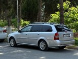 Suzuki Forenza-9