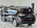 Mitsubishi Outlander-6