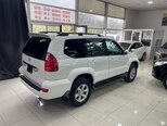 Toyota Land Cruiser Prado-12