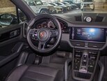 Porsche Cayenne-12