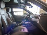 Porsche Cayenne-16