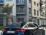 BMW i4-8