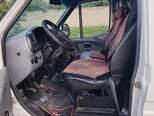 Ford Transit-14