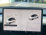 Tesla Model 3-9