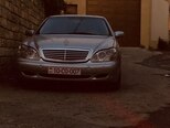 Mercedes S 320-1