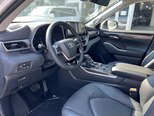 Toyota Highlander-6
