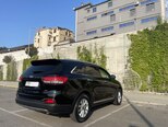 Kia Sorento-12