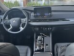 Mitsubishi Outlander-5