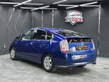 Toyota Prius-8