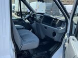 Ford Transit-7