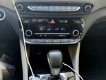 Hyundai IONIQ-12