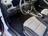 Hyundai IONIQ-10