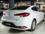 Hyundai Avante-29