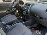 Nissan Sunny-7