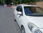 Nissan Sunny-2