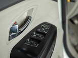 Kia Carnival-9