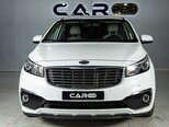 Kia Carnival-1