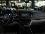 Kia Carnival-12