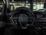 Kia Carnival-19