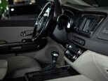 Kia Carnival-25
