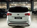 Kia Carnival-35