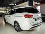 Kia Carnival-39