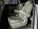 Kia Carnival-21
