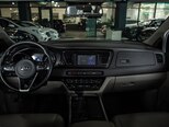 Kia Carnival-13