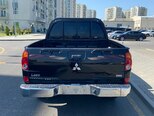 Mitsubishi L200-2