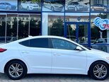 Hyundai Elantra-10