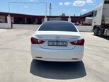 Hyundai Sonata-4