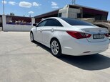 Hyundai Sonata-5