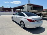 Hyundai Sonata-16