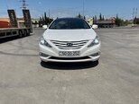 Hyundai Sonata-1