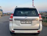 Toyota Land Cruiser Prado-12