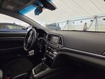 Hyundai Elantra-10