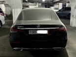 Mercedes E 300 e-4