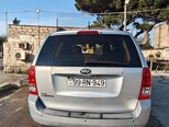 Kia Carnival-5