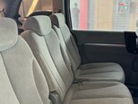 Kia Carnival-9