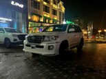 Toyota Land Cruiser-13