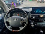 Toyota Land Cruiser-8