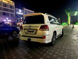 Toyota Land Cruiser-16