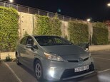 Toyota Prius-3