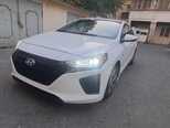 Hyundai IONIQ-2