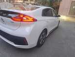 Hyundai IONIQ-10