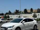 Hyundai Elantra-3