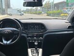 Hyundai Elantra-8