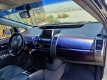 Toyota Prius-13