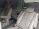 Kia Carnival-4