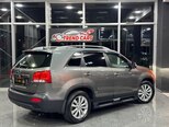 Kia Sorento-4